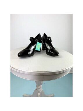 Sophie Taylor patent leather Mary Jane’s